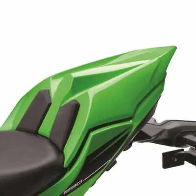 Genuine Kawasaki  Z650 Pillion Single Seat Cover Cowl 999940796777 Green • £185.95