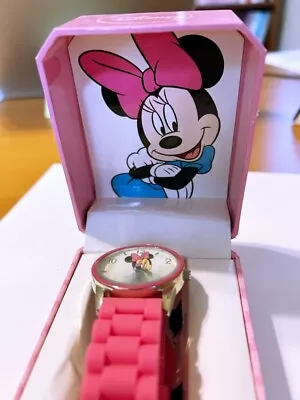 Disney Minnie Mouse Wristwatch MIN080 Pink Bezel Pink Silicon Band In Box • $9.99