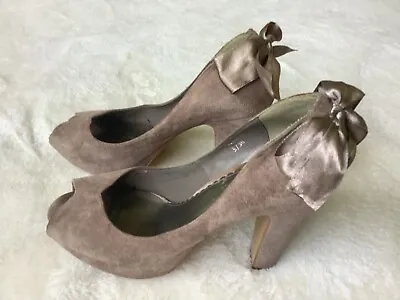 Miss Selfridge Beige Suede High Heel Peep Toe Shoes Size 5 • £3.50