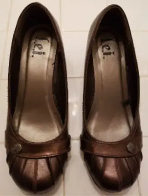 Lei-leather-pumps  Low Heels Women Shoes Size 8 • $17.99