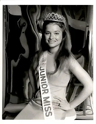 LG45 Orig Photo AMERICA'S JUNIOR MISS BEAUTY PAGEANT MODEL WINNER TIARA & SASH • $20