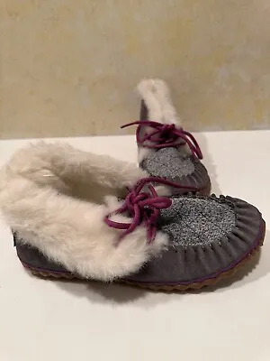Sorel Out N About Fur Lined Suede Moccasins Booties Gray Winter Size 6.5…B21 • $45