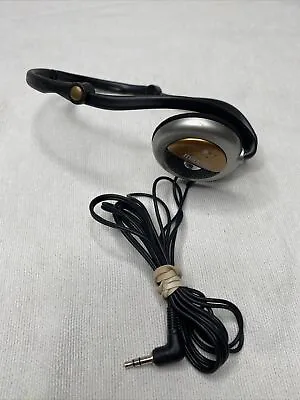 Maxell 303F Neckband Headphones • $11.99