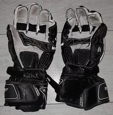 Women's Wolf Black Winter Leather Motorcycle Gloves Size 8 / S • £10