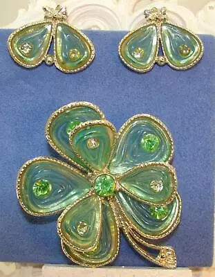 Vintage Demi Parue' Large Molded Hard Plastic Flower Pin & Butterfly Earrings  • $71.99