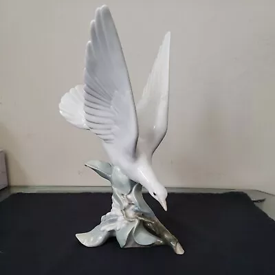$60 • Buy Beautiful Lladro “turtle Dove On Olive Branch” Figurine 11.25  Tall Excellent!!!