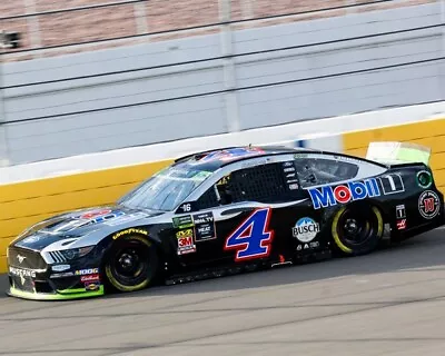 Kevin Harvick #4 Mobil 1 Ford Racing On Track 8x10 Glossy Photo #4a • $2.99