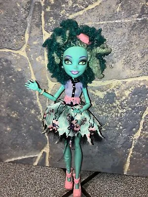 Monster High Doll HONEY SWAMP FRIGHTS CAMERA ACTION HAUNTLYWOOD • $45