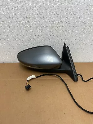 2009-2012 Volkswagen Passat Right Passenger Turn View Door Mirror OEM 8223M  DG1 • $82.90