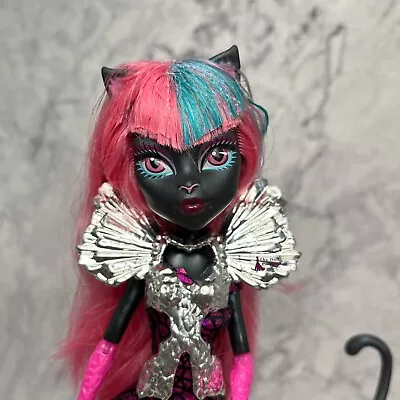 Monster High - Boo York Boo York - Catty Noir Doll • $25.20