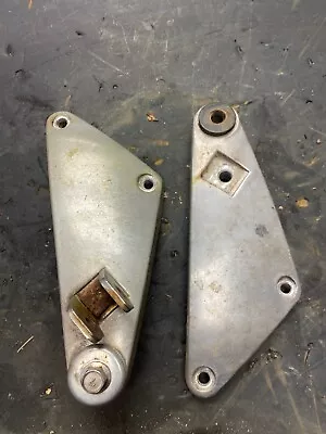 90-96 Kawasaki Vulcan 500 En500 Muffler Exhaust Passenger Peg Mounts Set • $20