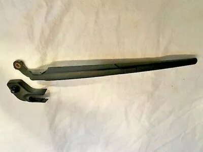 2004 -2007 Volvo V70 XC70 OEM Wiper Arm • $14.95