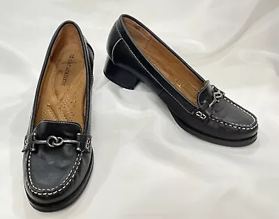 Ladies Black Naturalizer Loafers With Pewter Colored Buckle - Size 6 • $29