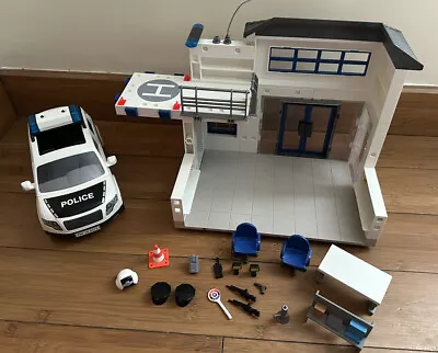 PLAYMOBIL City Action Police Station (9372) • £20
