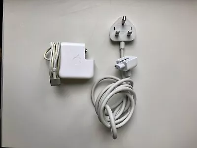 Apple Genuine Magsafe Charger For MacBook Air / Pro  - Tested & Working! • £16.99