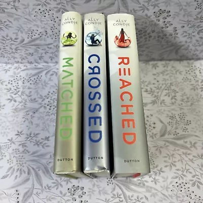 Ally Condie Matched Trilogy Complete 3 HCDJ Book Lot Crossed Reached Matched • $9.99