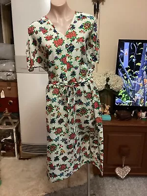 True Vintage 70’s ELVIE HILL Silk Summer Dress Midi Length Pretty Florals 10-12 • $72