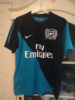 £45 • Buy Arsenal London England 2011/2012 '125th Anniversary Away Football Shirt Nike Med