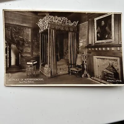 EDINBURGH - THE PALACE OF HOLYROODHOUSE QUEEN MARYS BEDROOM C1939 RP POSTCARD • £1.10
