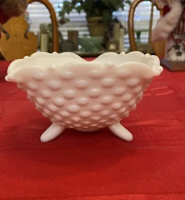 Vintage L. E. Smith MILK GLASS 3 FOOTED HOBNAIL BOWL LE Smith • $14.99