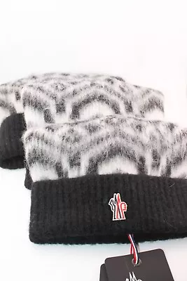 Moncler Black White Berretto Tricot Winter Hat $310 • $99.40