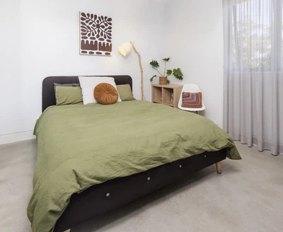 $40 • Buy Queen Bed Frame