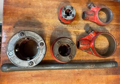 $129.95 • Buy Ridgid 111R & 12R Manual Ratchet Pipe Threader W/ 3 Threaded Heads 3/8  & 1 , 2 
