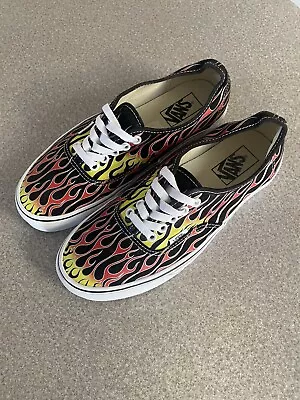 Vans Old Skool Low Top Shoes Flames Design Men’s Size 8.5 Women’s Size 10 L👀K • $39.99