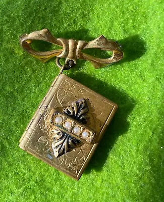 Antique LOCKET BROOCH - Photo/Mourning - Bow & Pearls • $22