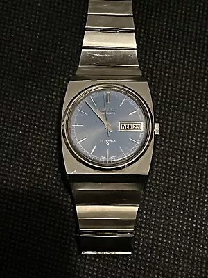 Vintage Seiko Automatic Silver Tone Date Blue Dial( Working) • $50