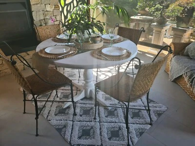 $600 • Buy Solid Wooden Round Table