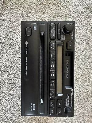 Toyota AM FM Cassette Stereo + Single Disc CD Player 08601-00869 99-02 4Runner • $65