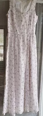 Laura Ashley Size 4 Long Sleeveless Dress • $22