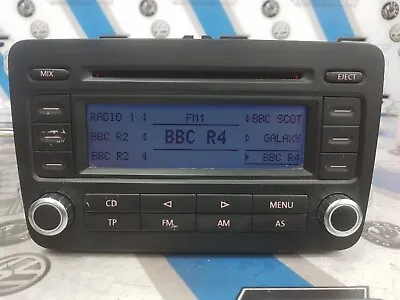 VW Radio / CD Player / RCD 300 Stereo Head Unit WITH CODE 1K0 035 186 P • $43.50