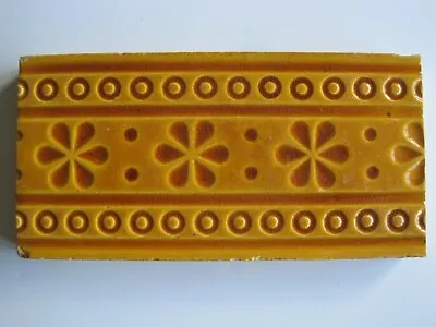 ANTIQUE VICTORIAN 6  X 3  MAW & CO ORANGE MOULDED & MAJOLICA GLAZED BORDER TILE  • $12.43