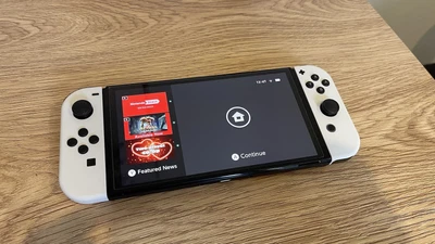 $449 • Buy Nintendo Switch OLED - 64GB - WhiteGood Condition + Games