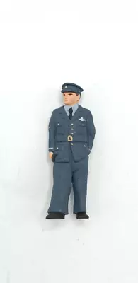 Omen Diecast Figure 1/43 Scale ( Painted ) For Railways / Diorama Etc. • £8.99