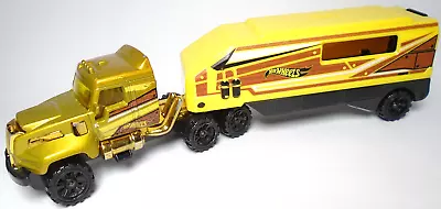 2014 Hot Wheels Desert Force 7 1/2  Diecast Gold Semi Tractor W/ Yellow Trailer • $14.99