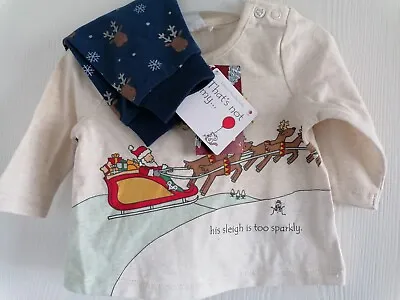 £7.99 • Buy Baby Boys 0 To 3 Months Bundle All In One And Christmas Pyjamas  Super Cute
