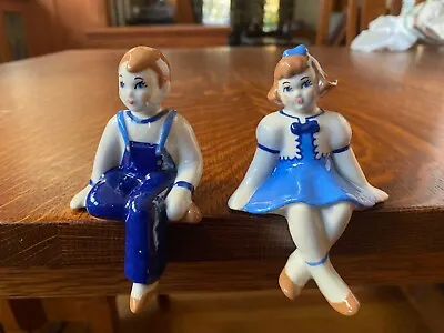 VINTAGE 1950s Ceramic Arts Studio Child Shelf Sitters Couple Boy & Girl  • $100