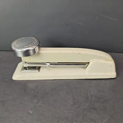 Vintage Monarch Desk Stapler By Vail Manufacturing Co Made In USA Gray & Chrome • $19.99