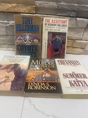 VINTAGE Paperbacks MIXED TITLES AND AUTHORS • $15