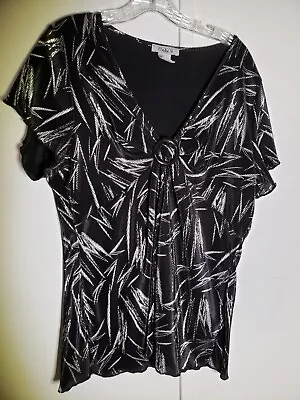 Only9 Sz 1x Shiny Black & Silver Accordian Type Material So Pretty • $10.77