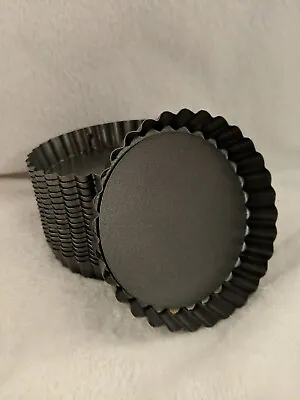 18 Mini Tart Pans Removable Bottom Non Stick - 4.625  Diameter  • $28