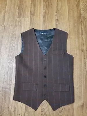 Hanayome Mens Cotton Blend Vest Size Small Brown Plaid Adjustable Waistcoat  • $24.95