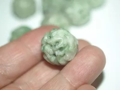 Vintage Carved Chinese Bead Green Jadeite Jade Stone Curling Dragon Round 18mm  • $48.88