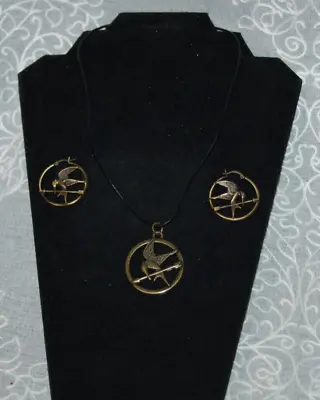 Hunger Games Lionsgate Mockingjay Bronze Look Necklace & Earrings EUC • $10