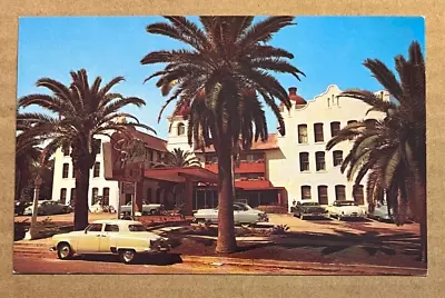 VINTAGE UNUSED POSTCARD - CASA DE PALMAS HOTEL DOWNTOWN McALLEN TEXAS • $2.55