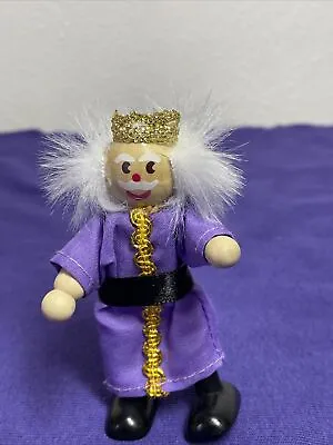 Melissa And Doug Fold & Go Poseable Figures Castle People Dolls Purple King • $9.99