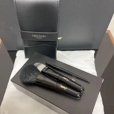 Yves Saint Laurent 3 Brush Set W/Case Not Sold In Store Japan  • $112.80